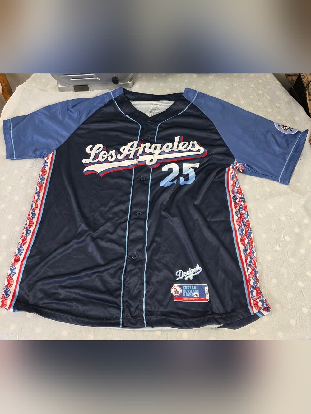 LA Dodgers Korean Heritage Night Jersey Sz XL Edman #25 Stadium Exclusive